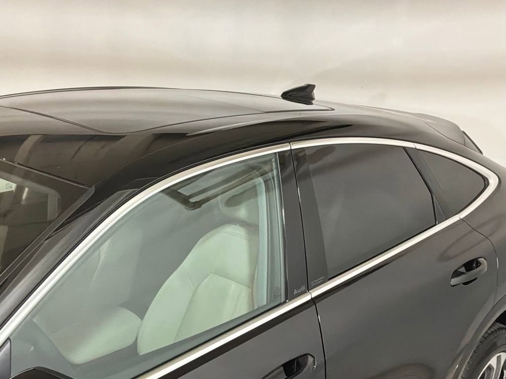 Certified 2025 Audi Q5 Premium w/ Convenience Package image 24