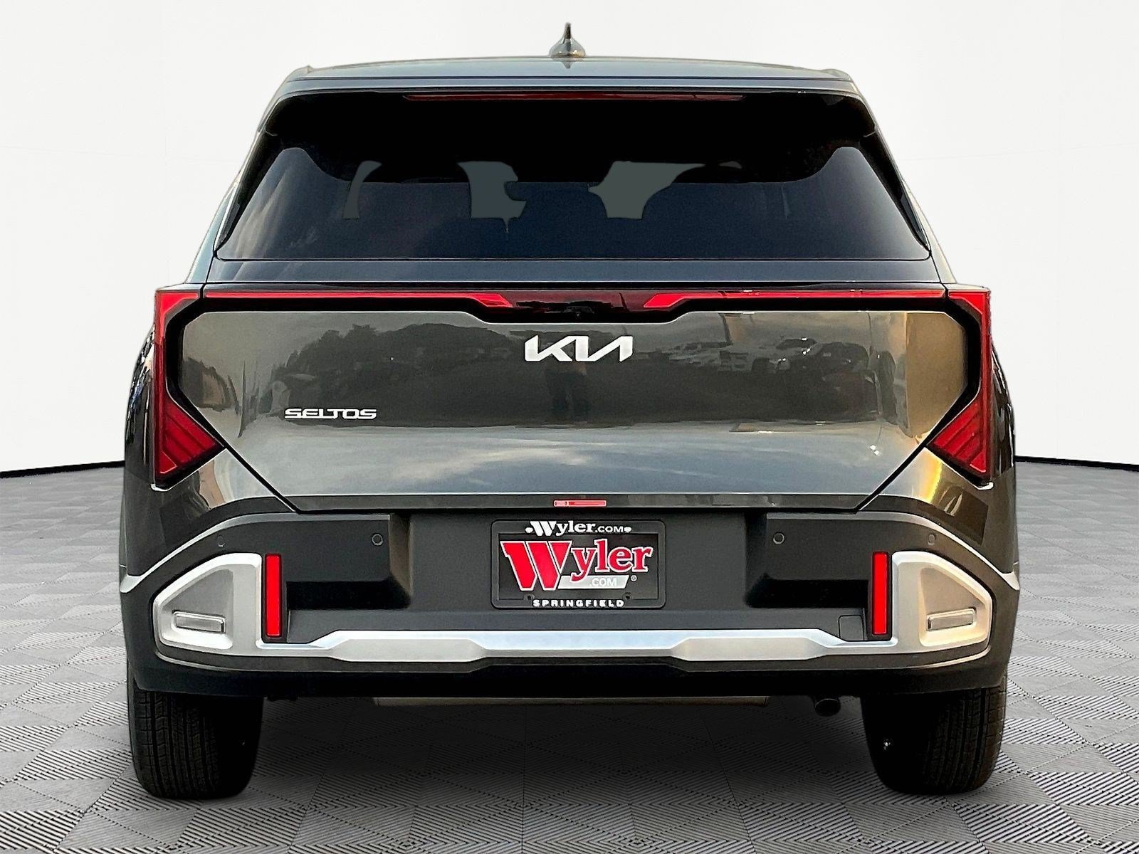 New 2027 Kia Seltos S FWD image 5