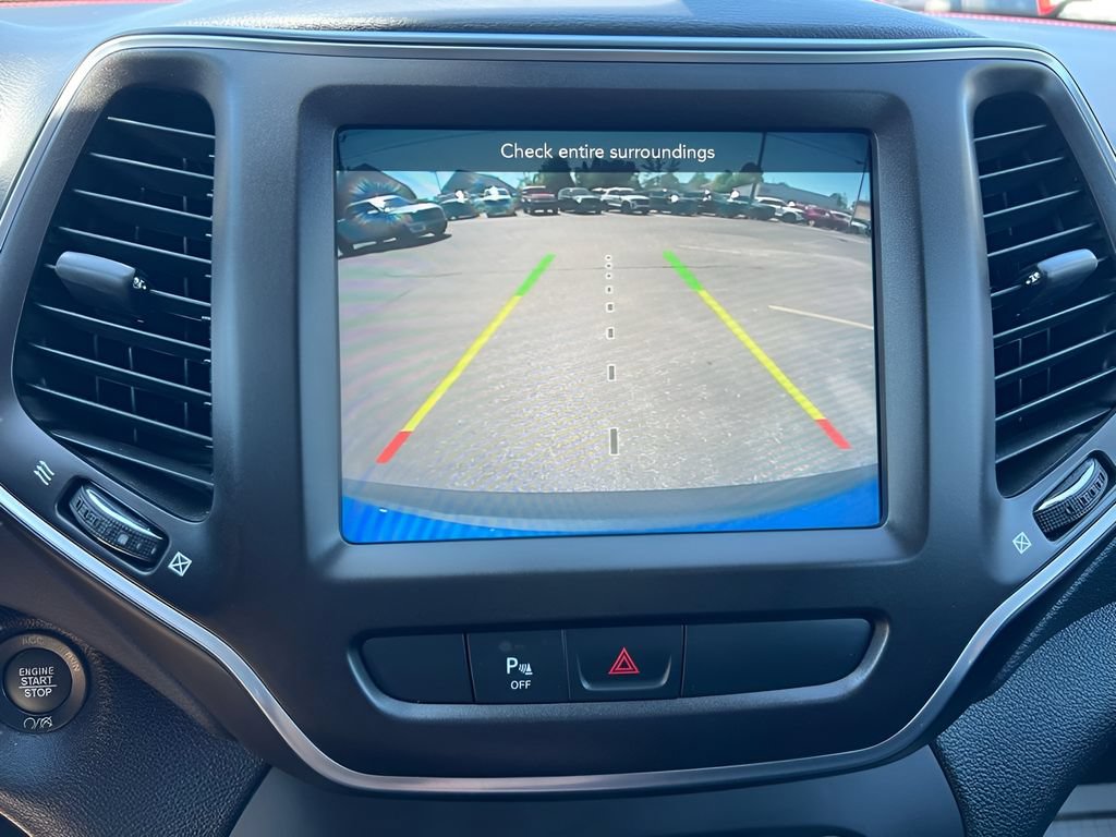 Used 2020 Jeep Cherokee Trailhawk w/ Cold Weather Group AWD/4WD image 25