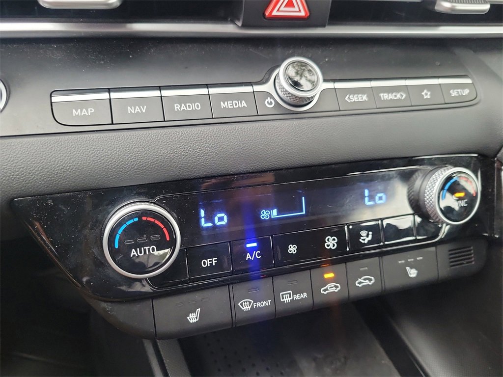 Certified 2023 Hyundai Elantra SEL w/ Convenience Package image 26