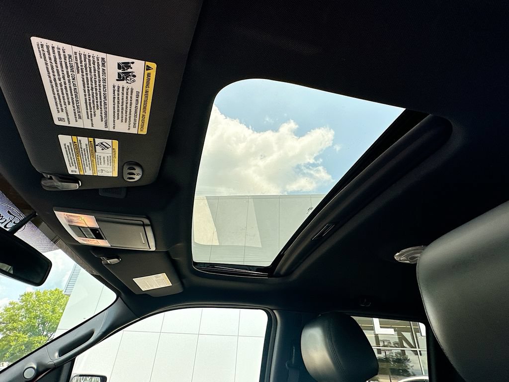 Used 2014 Ford F150 Raptor w/ Equipment Group 801A Luxury AWD/4WD image 11