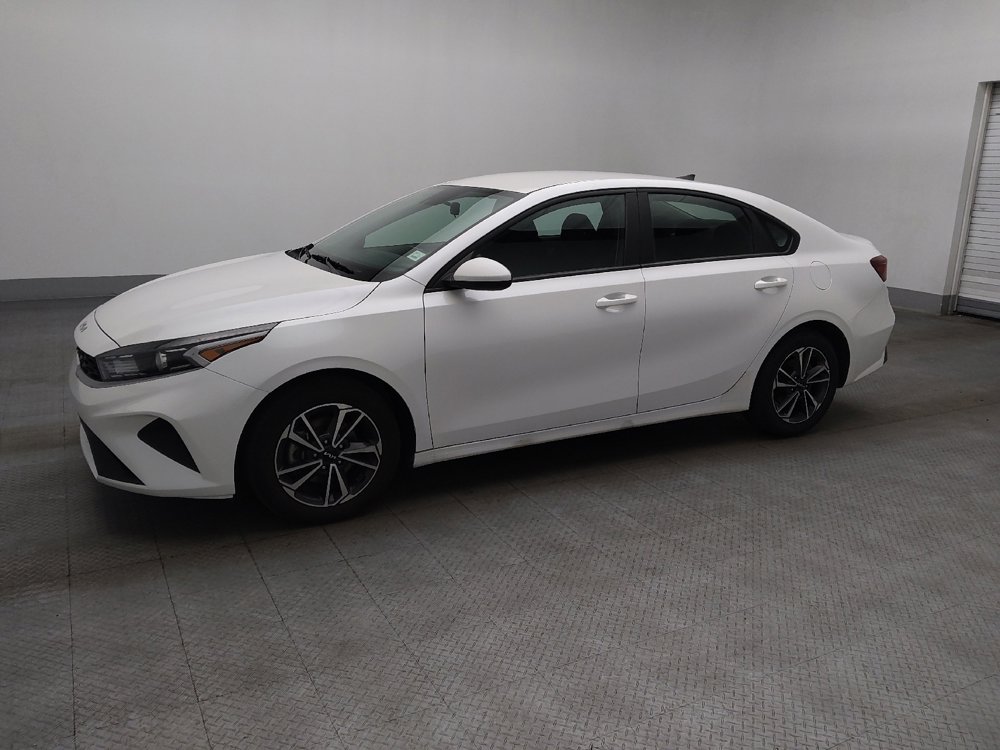 Used 2024 Kia Forte LXS FWD image 2