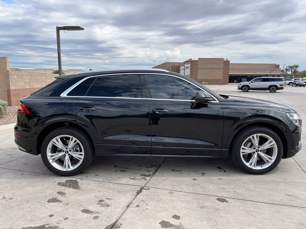 Used 2023 Audi Q8 Premium w/ Convenience Package AWD/4WD image 10