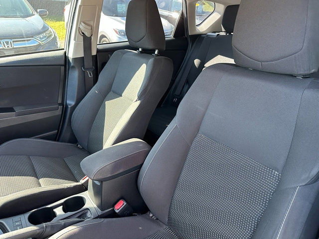 Used 2017 Toyota Corolla iM image 10