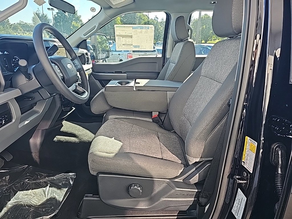 New 2026 Ford F250 XL w/ STX Appearance Package image 9
