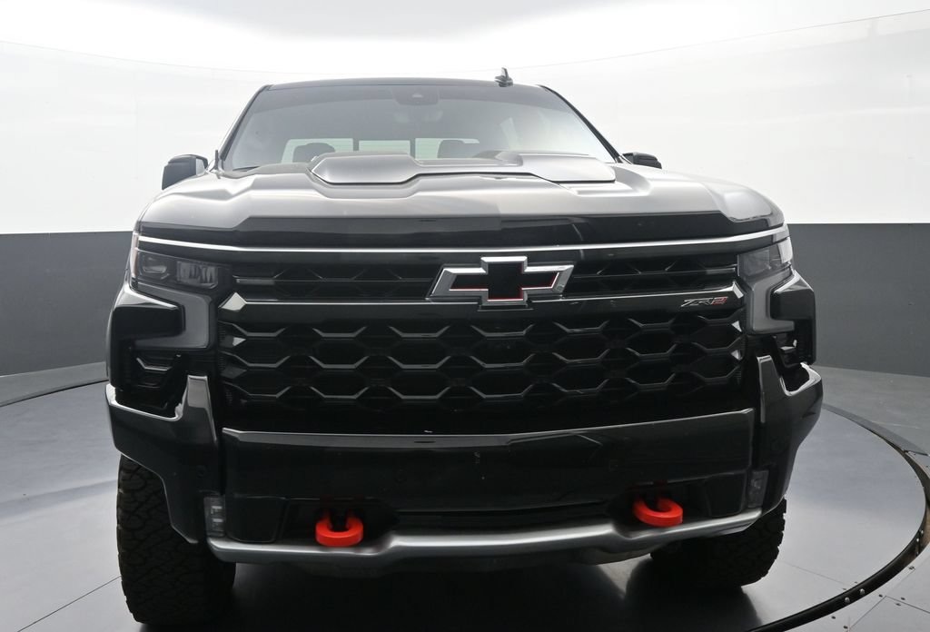 Used 2026 Chevrolet Silverado 1500 ZR2 AWD/4WD image 2