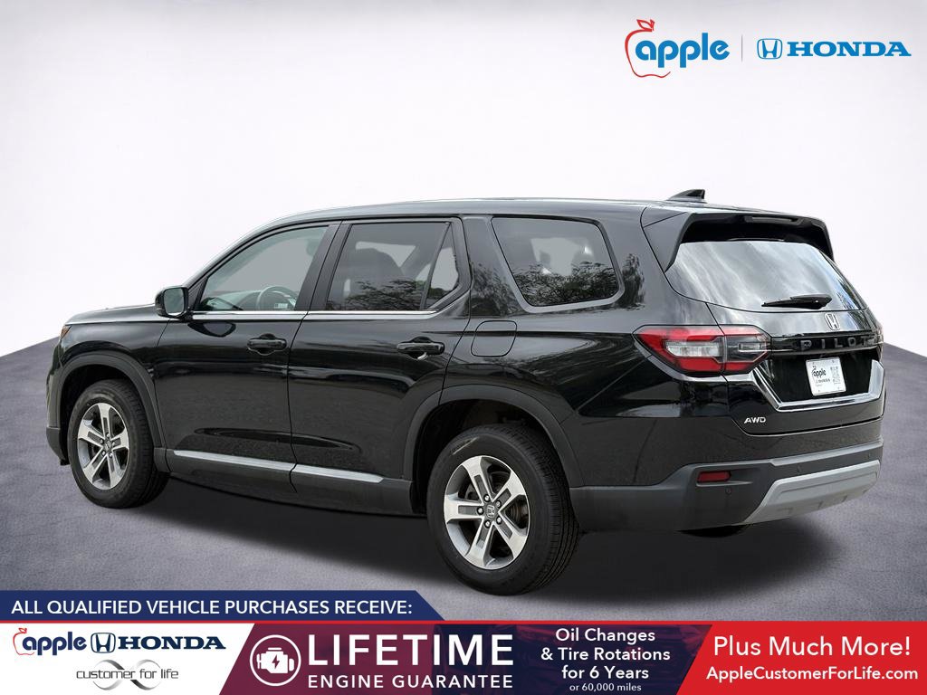 Used 2023 Honda Pilot EX-L image 4