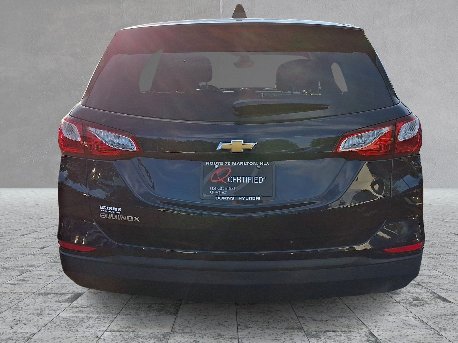 Used 2020 Chevrolet Equinox LS w/ LS Convenience Package FWD image 5