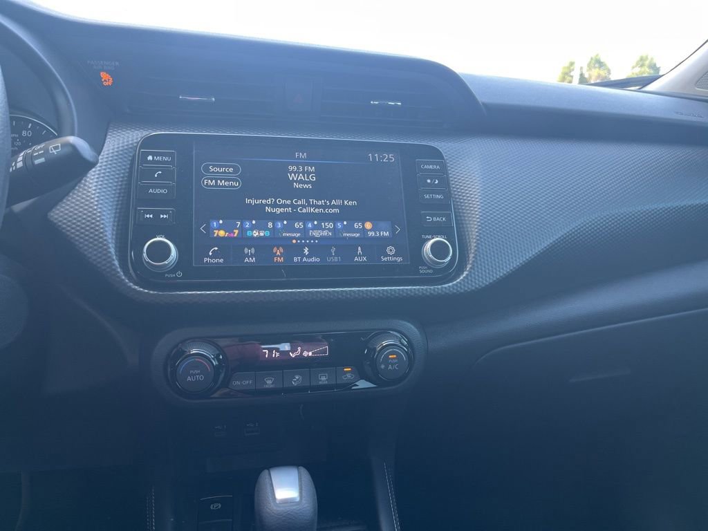 Used 2022 Nissan Kicks SV FWD image 17