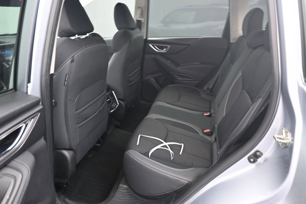 Used 2020 Subaru Forester Premium AWD/4WD image 18