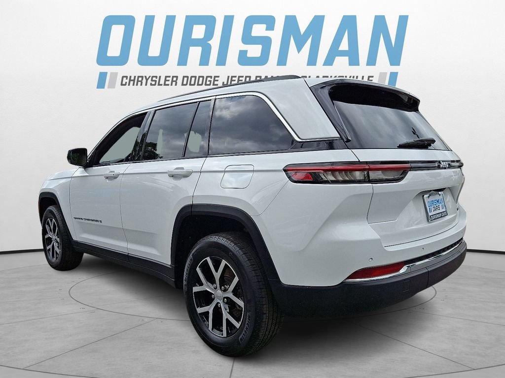 Certified 2025 Jeep Grand Cherokee Limited w/ Trailer Tow Package RWD image 4