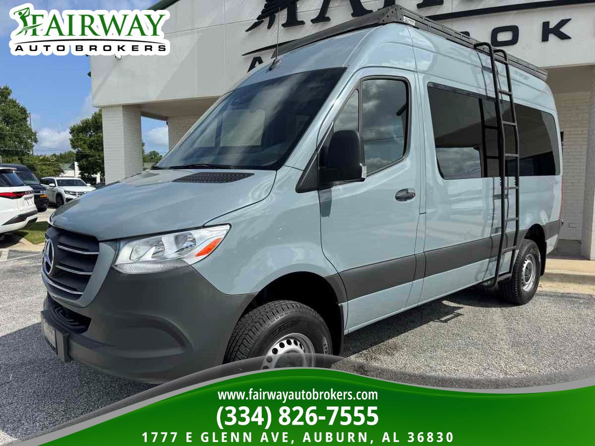 Used 2022 Mercedes-Benz Sprinter 2500 image 2