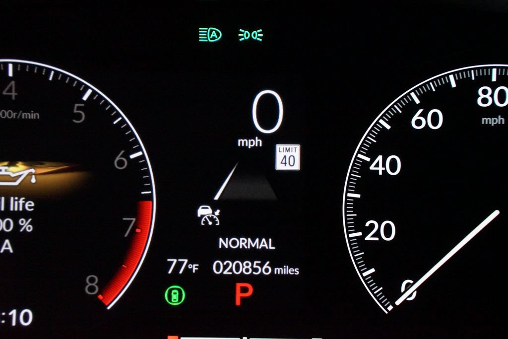 Used 2025 Honda Civic Sport image 16