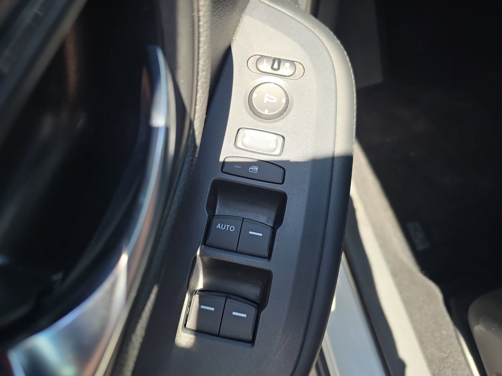 Certified 2023 Honda HR-V LX image 14