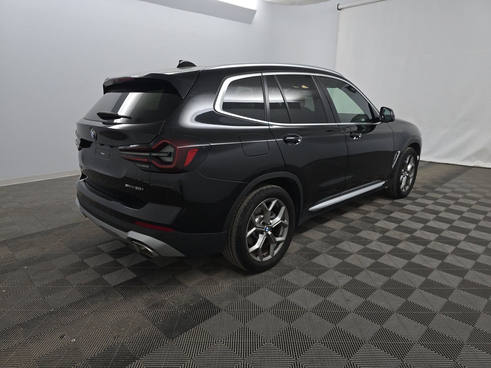 Used 2022 BMW X3 sDrive30i w/ Premium Package 2 RWD image 6