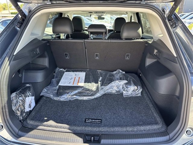 New 2026 Volkswagen Tiguan SE image 5