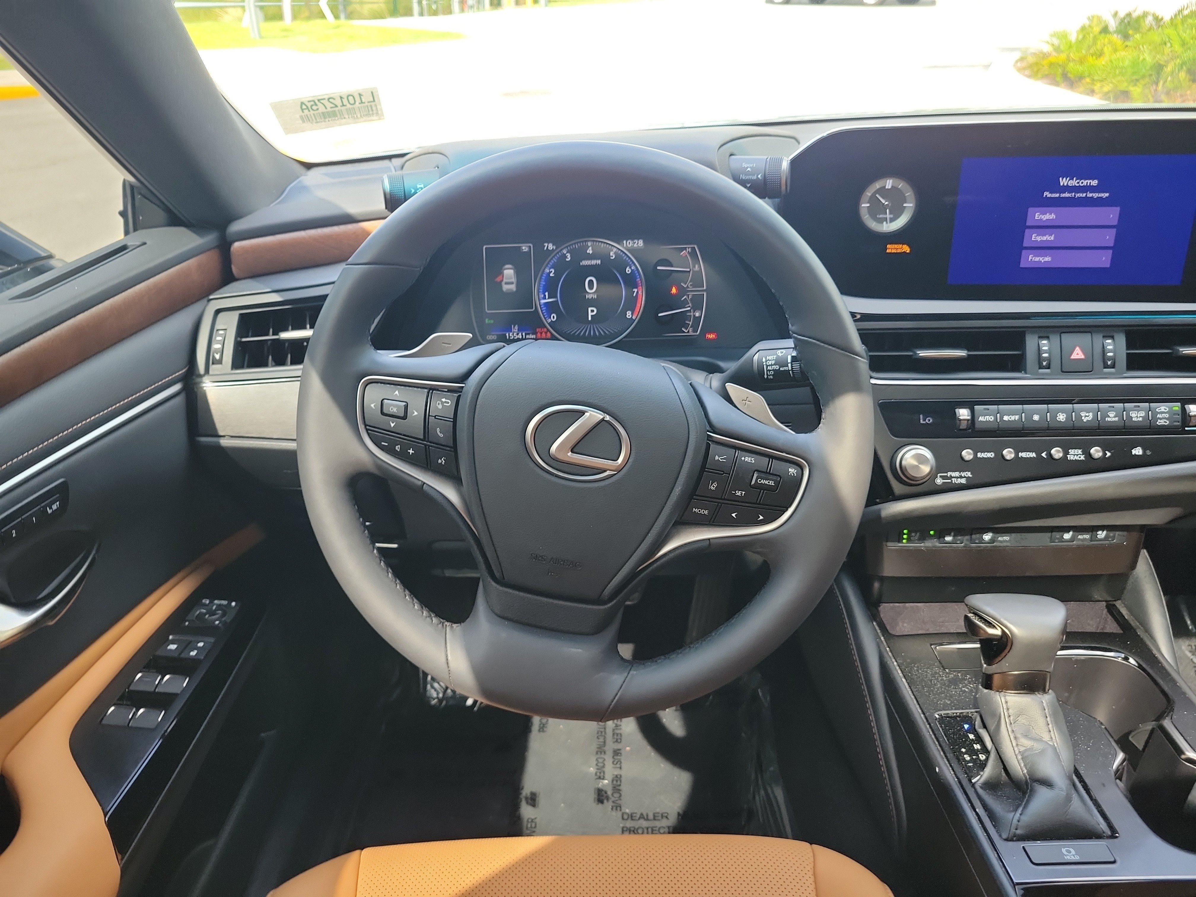 Certified 2023 Lexus ES 250 w/ Premium Package AWD/4WD image 16