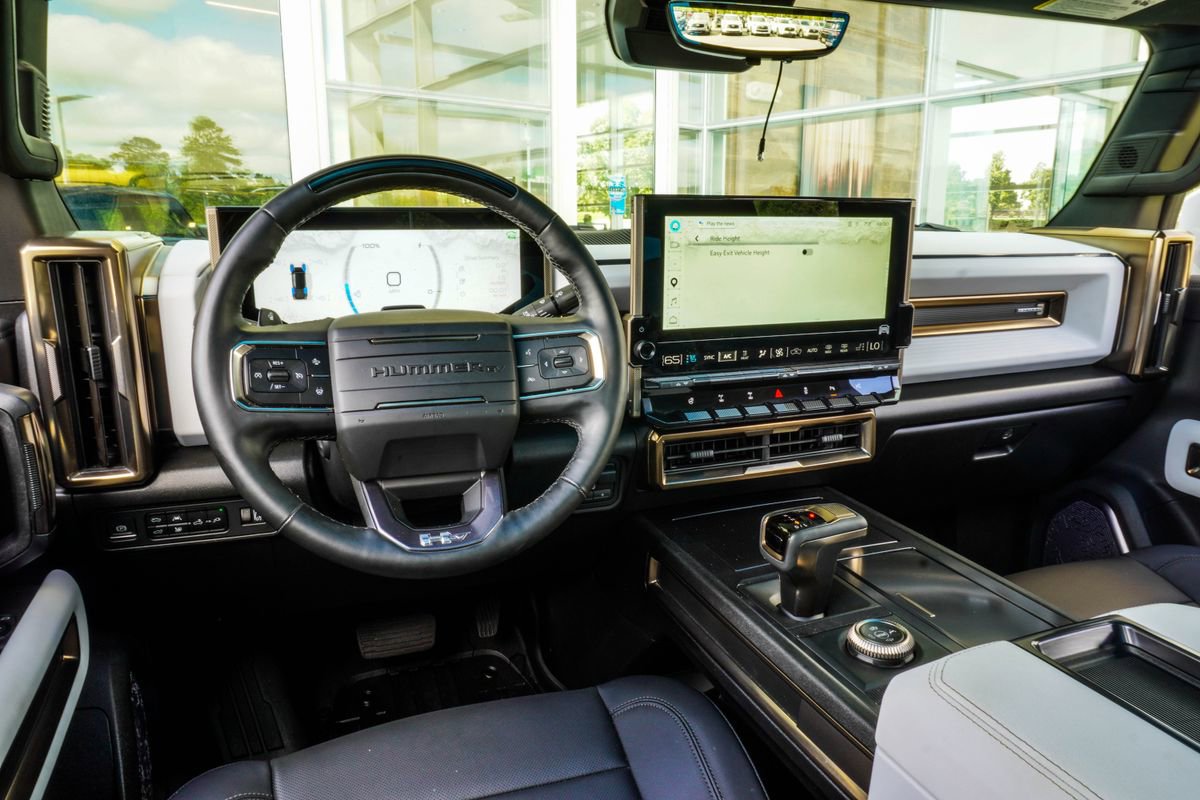 Used 2023 GMC Hummer EV Edition 1 AWD/4WD image 17