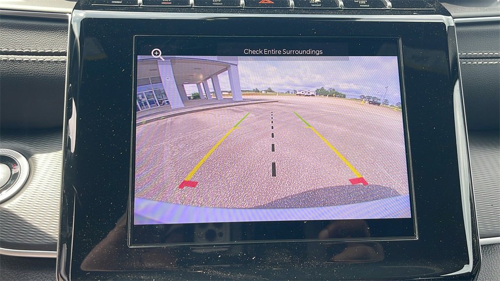 New 2025 Jeep Grand Cherokee L Laredo image 27