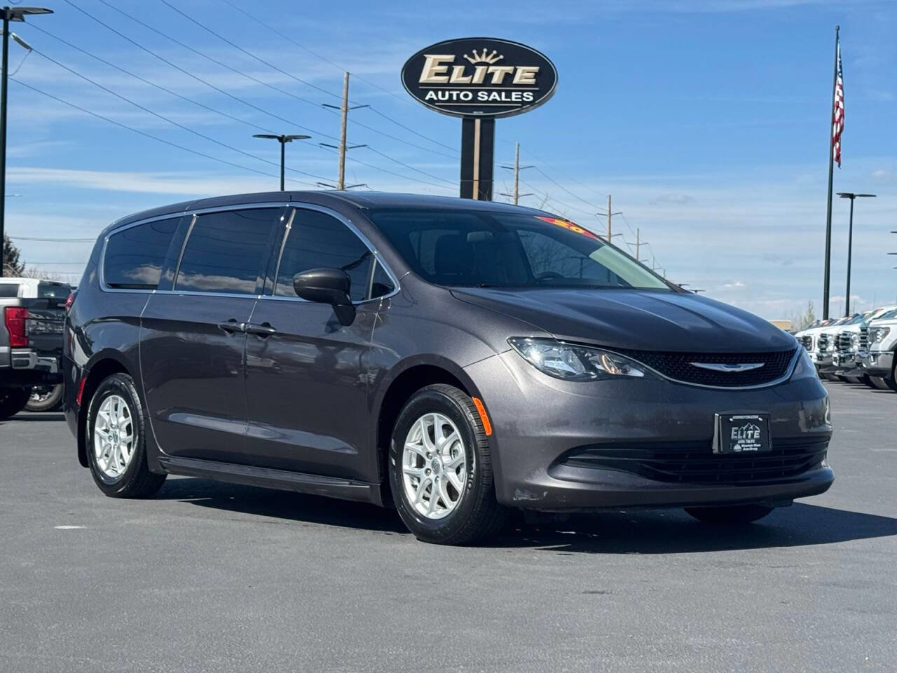 Used 2020 Chrysler Voyager LX