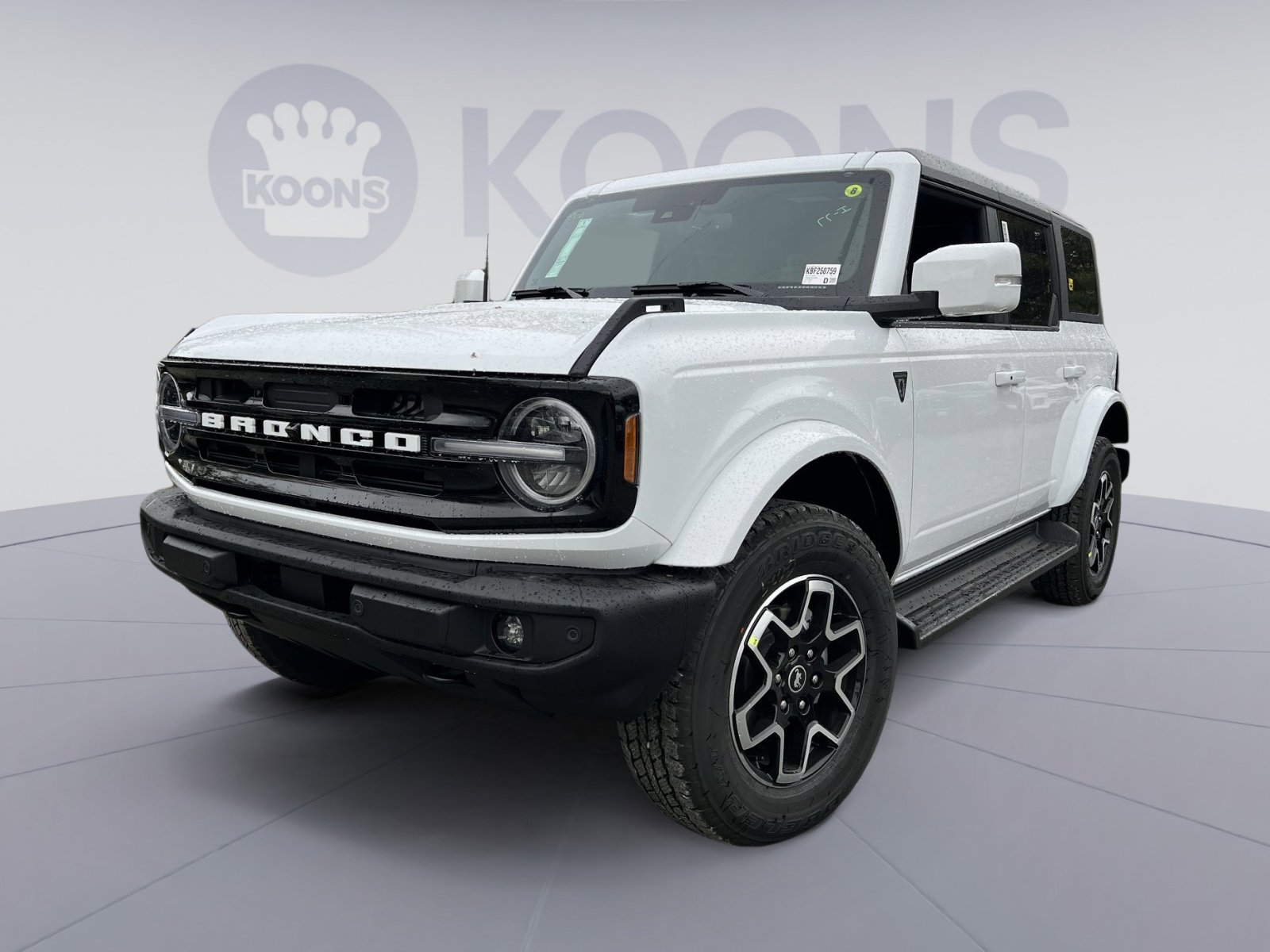 New 2025 Ford Bronco Outer Banks image 1