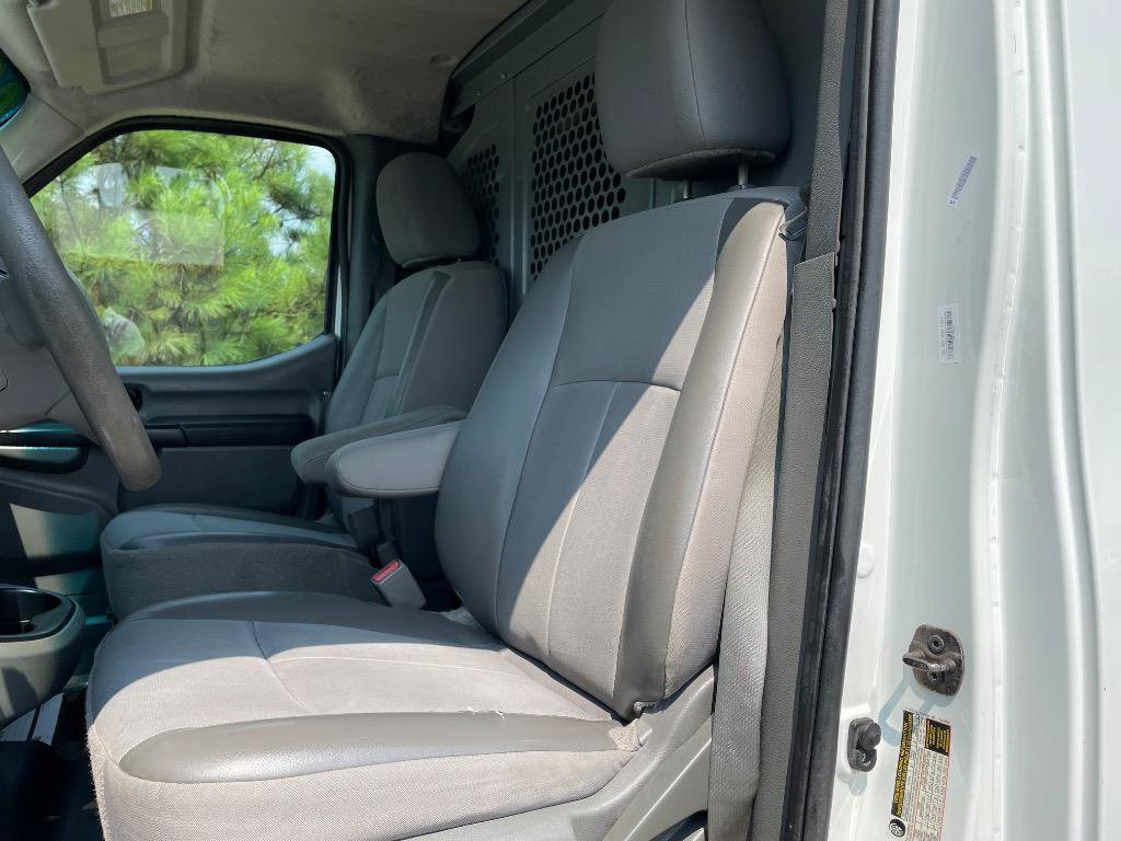 Used 2016 Nissan NV 3500 S w/ Power Package RWD image 10