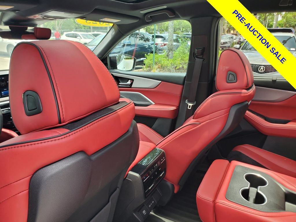 Used 2025 Acura MDX A-Spec AWD/4WD image 11