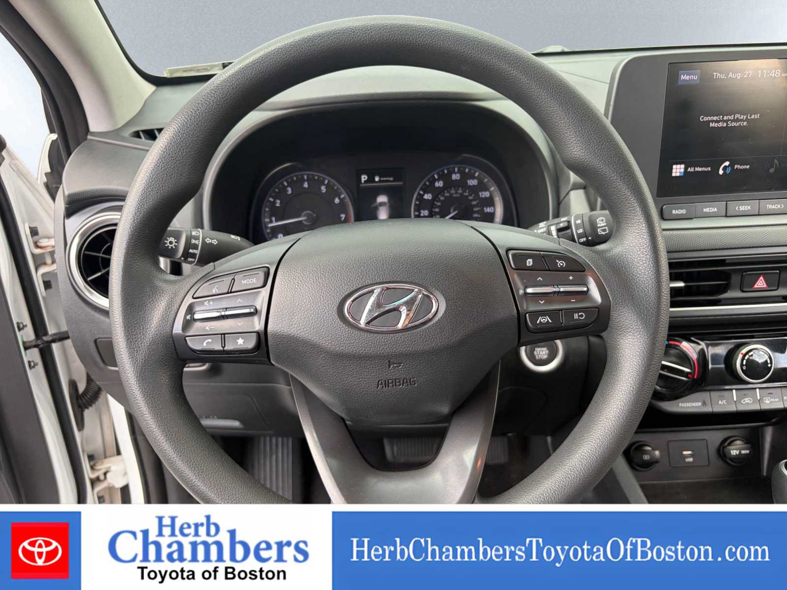 Used 2023 Hyundai Kona SEL AWD/4WD image 16