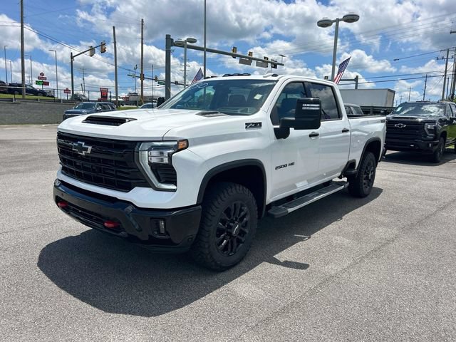 New 2026 Chevrolet Silverado 2500 LTZ w/ LTZ Plus Package AWD/4WD image 7