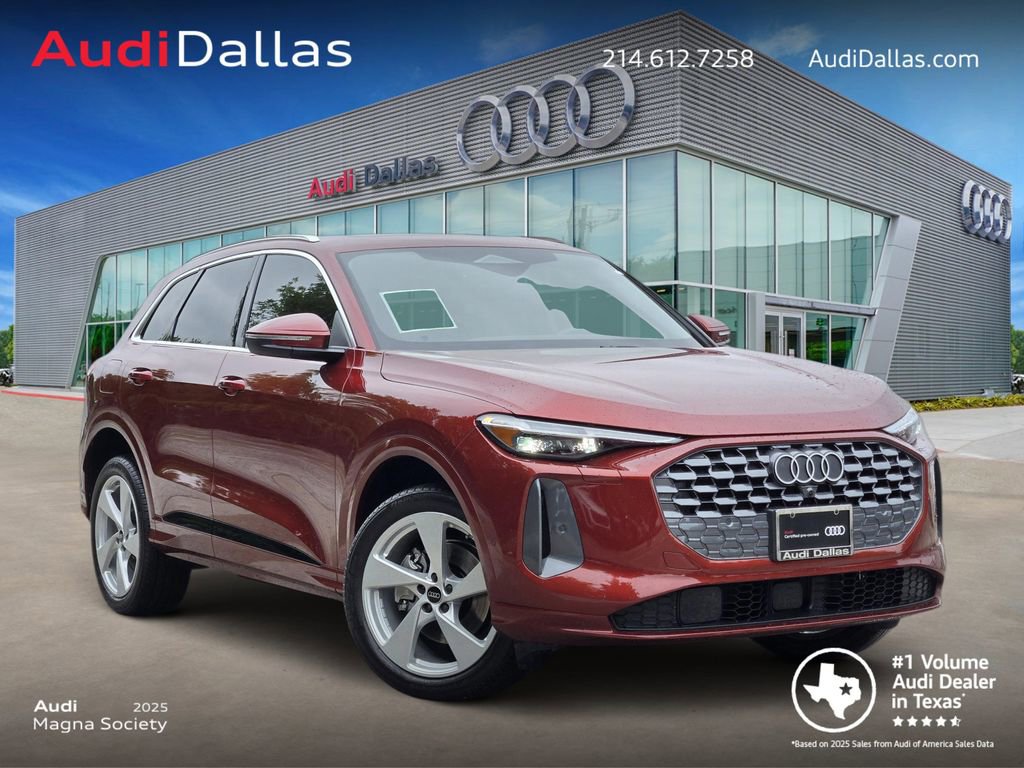 Certified 2025 Audi Q5 Premium Plus w/ Premium Plus AWD/4WD image 1