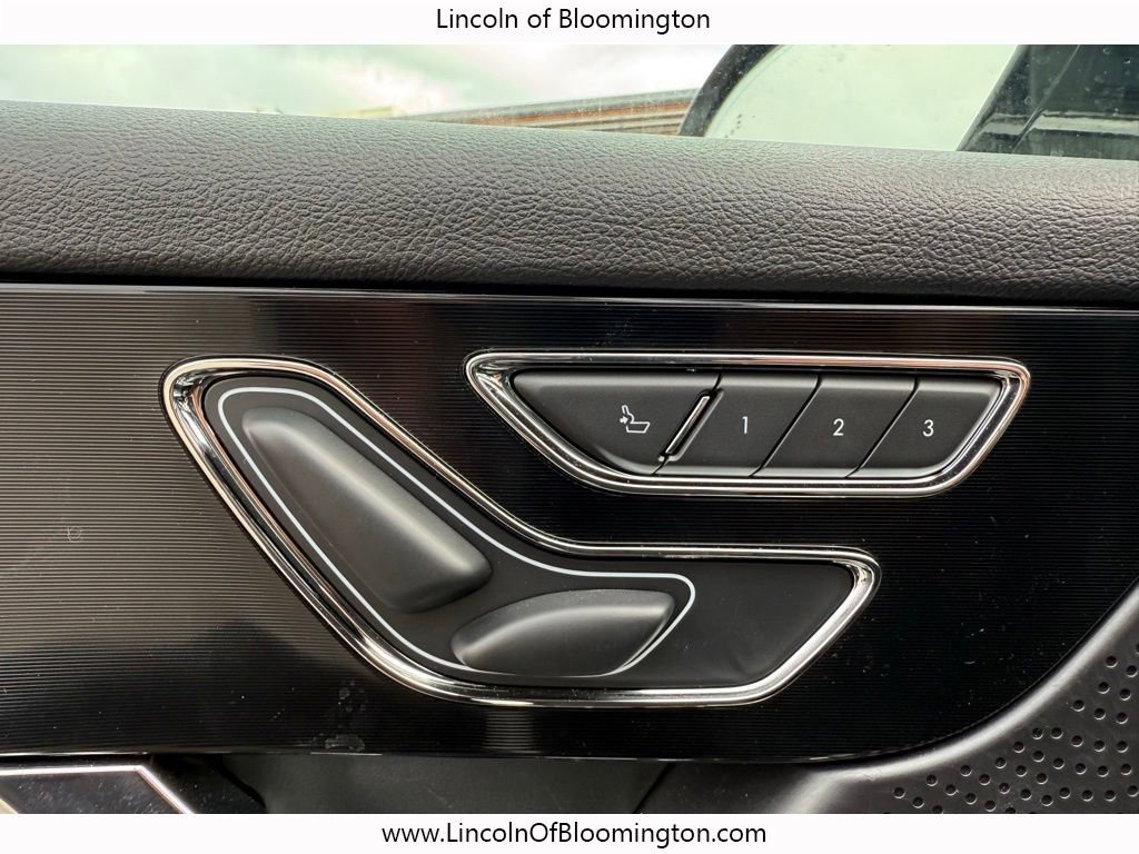 New 2025 Lincoln Corsair Reserve w/ Towing Package image 40