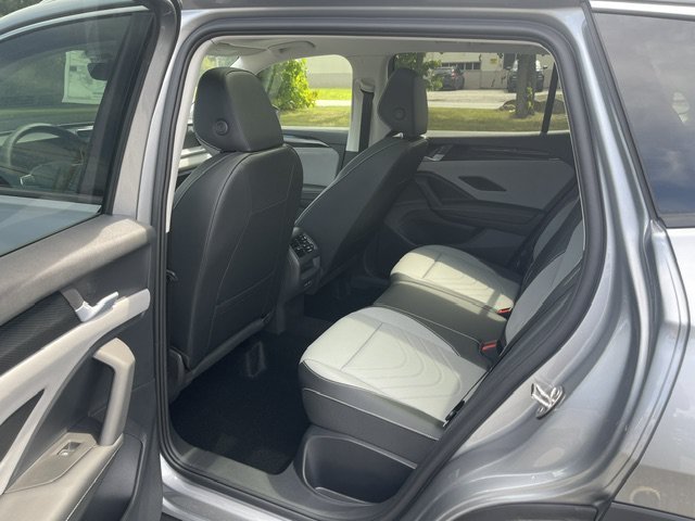 New 2026 Volkswagen Tiguan SE AWD/4WD image 10