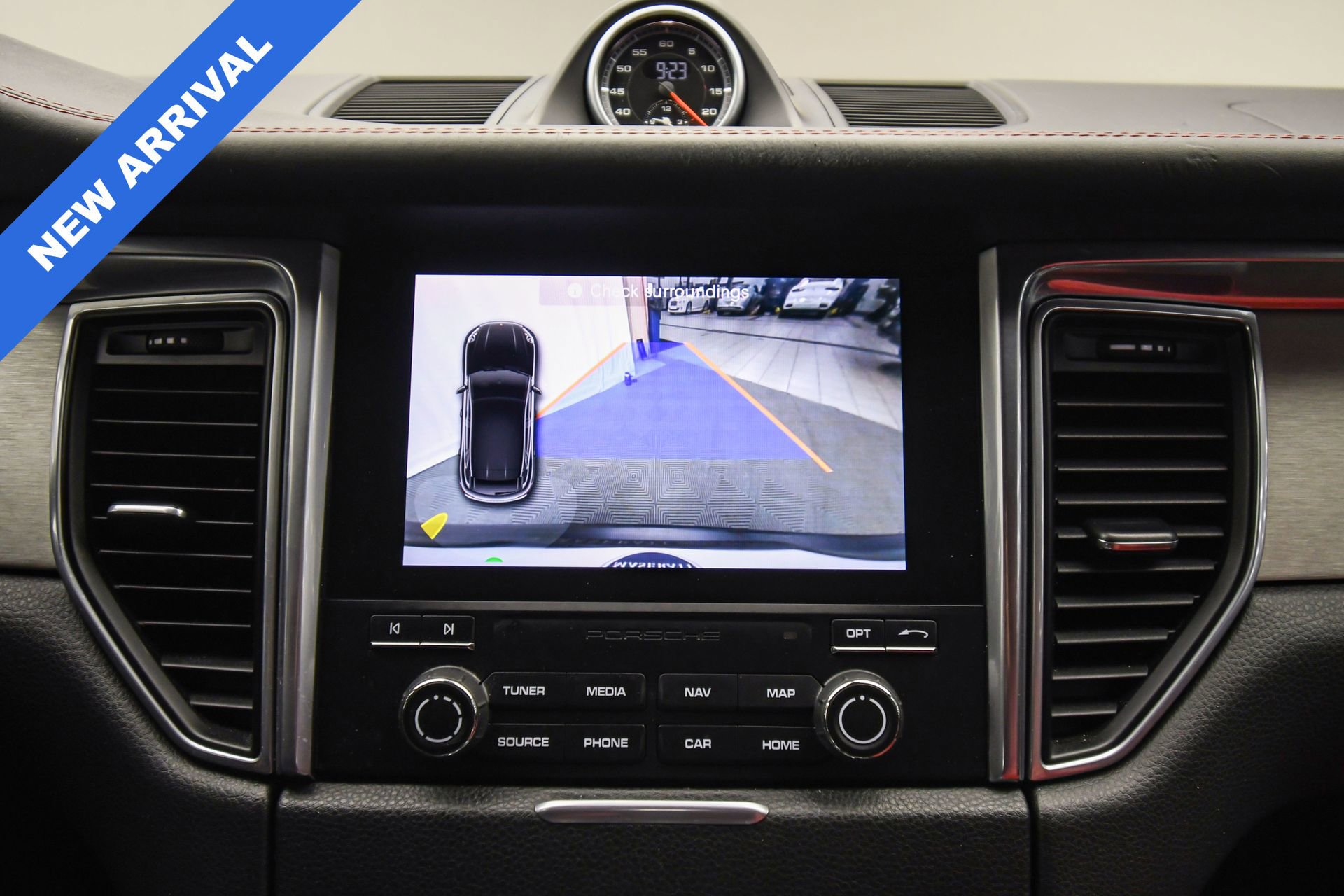 Used 2017 Porsche Macan GTS image 41