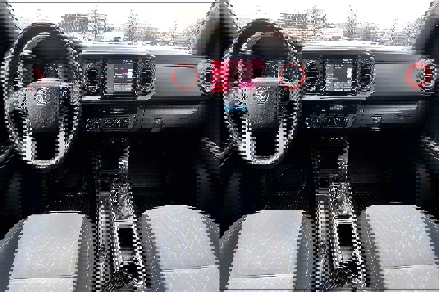 Used 2021 Toyota Tacoma TRD Off-Road image 14