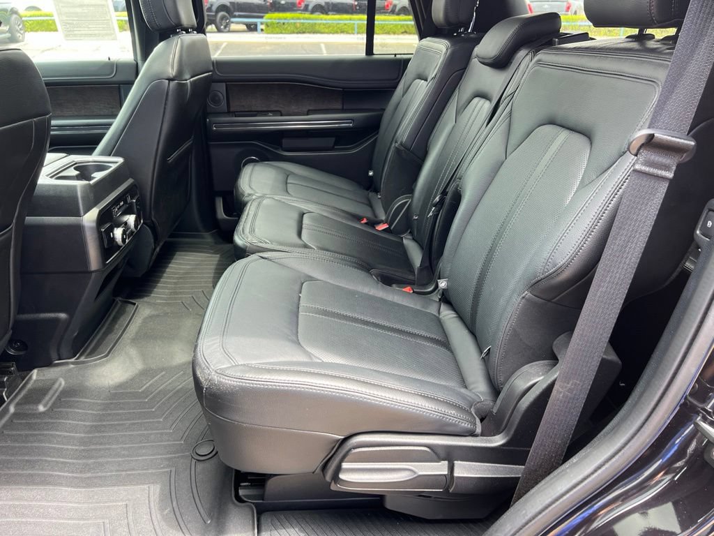 Used 2019 Ford Expedition Limited w/ Equipment Group 301A RWD image 12