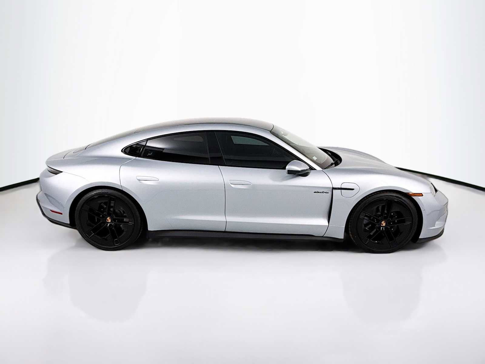 New 2025 Porsche Taycan image 8