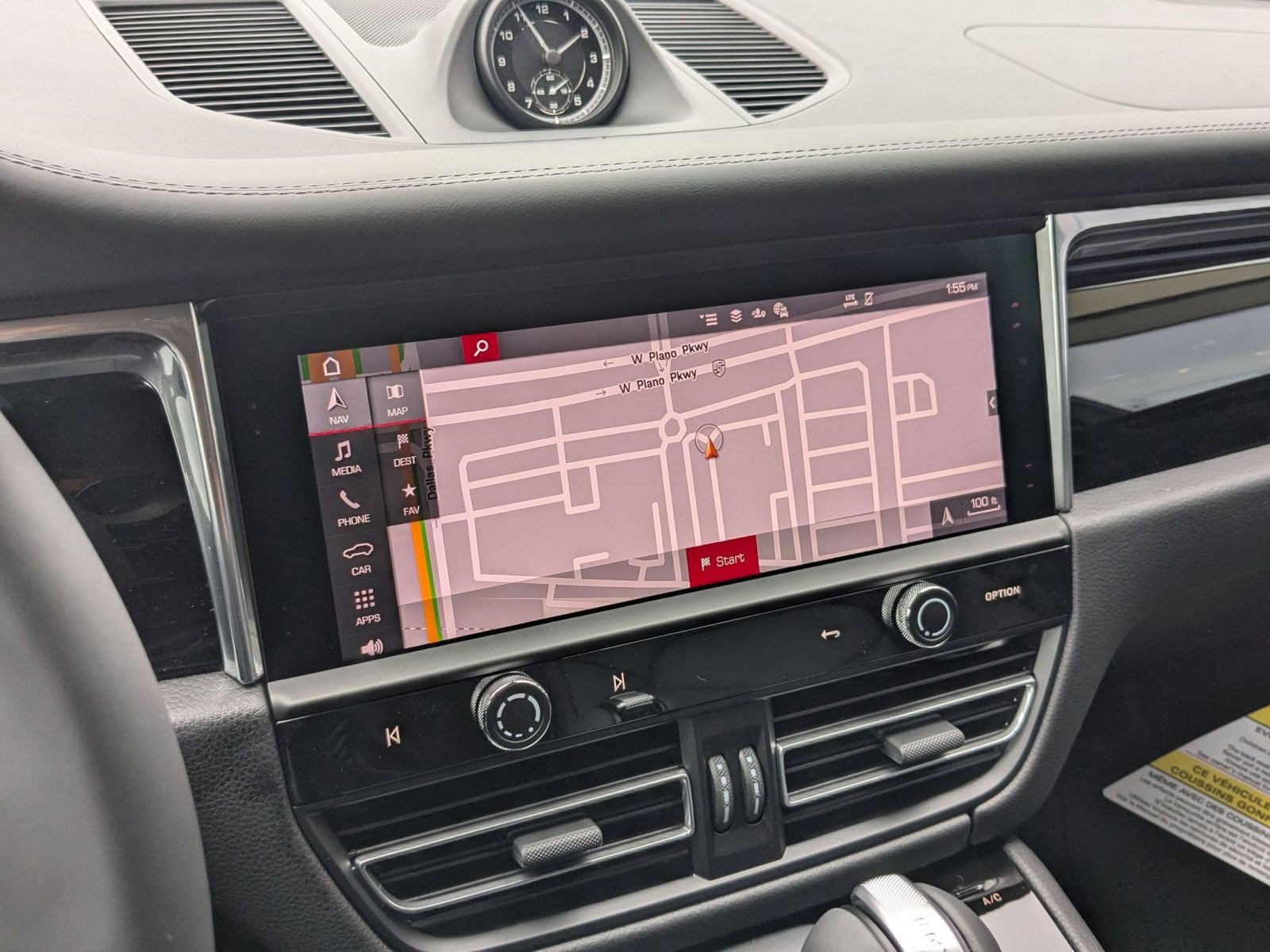 New 2026 Porsche Macan AWD/4WD image 17