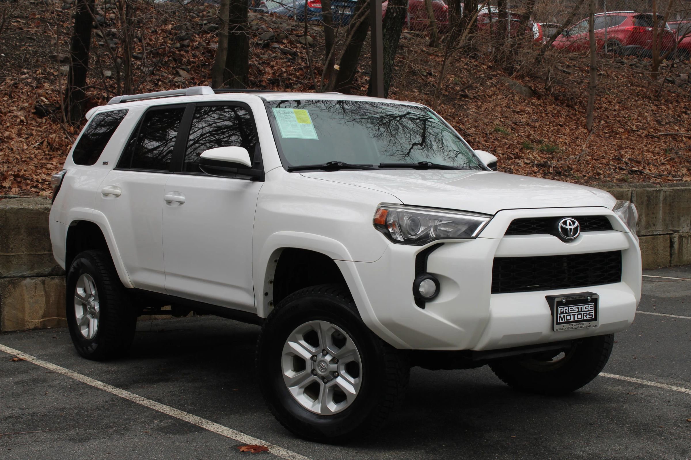 Used 2015 Toyota 4Runner SR5 image 4