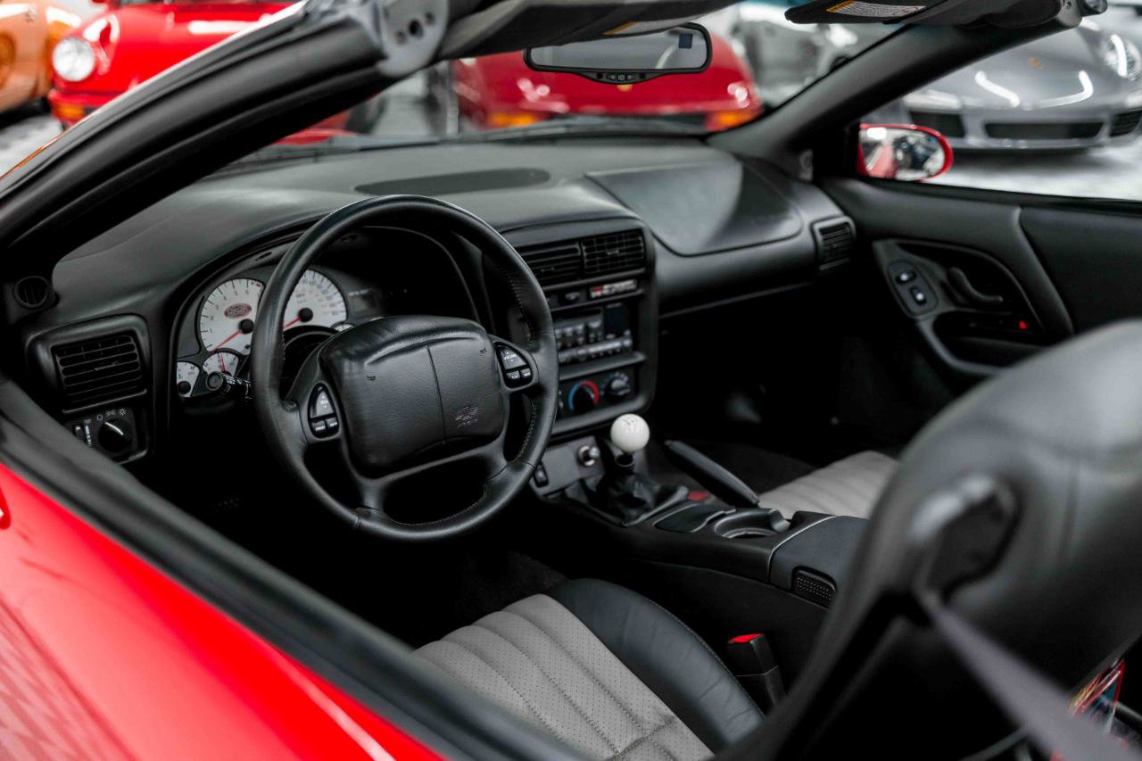 Used 2002 Chevrolet Camaro Z28 w/ SS Performance/Appearance Pkg RWD image 2