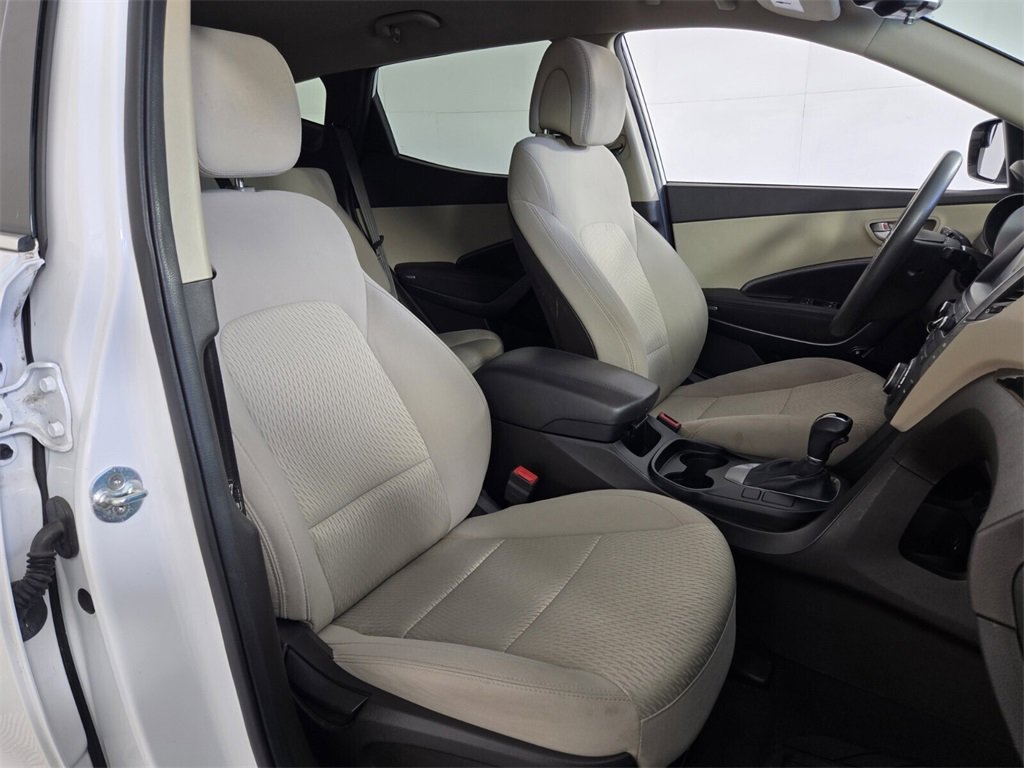 Used 2017 Hyundai Santa Fe Sport image 19