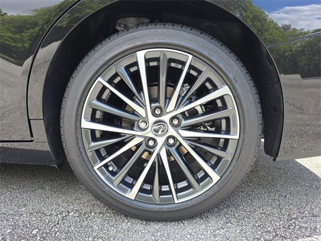 New 2025 Lexus ES 350 w/ Premium Package image 15