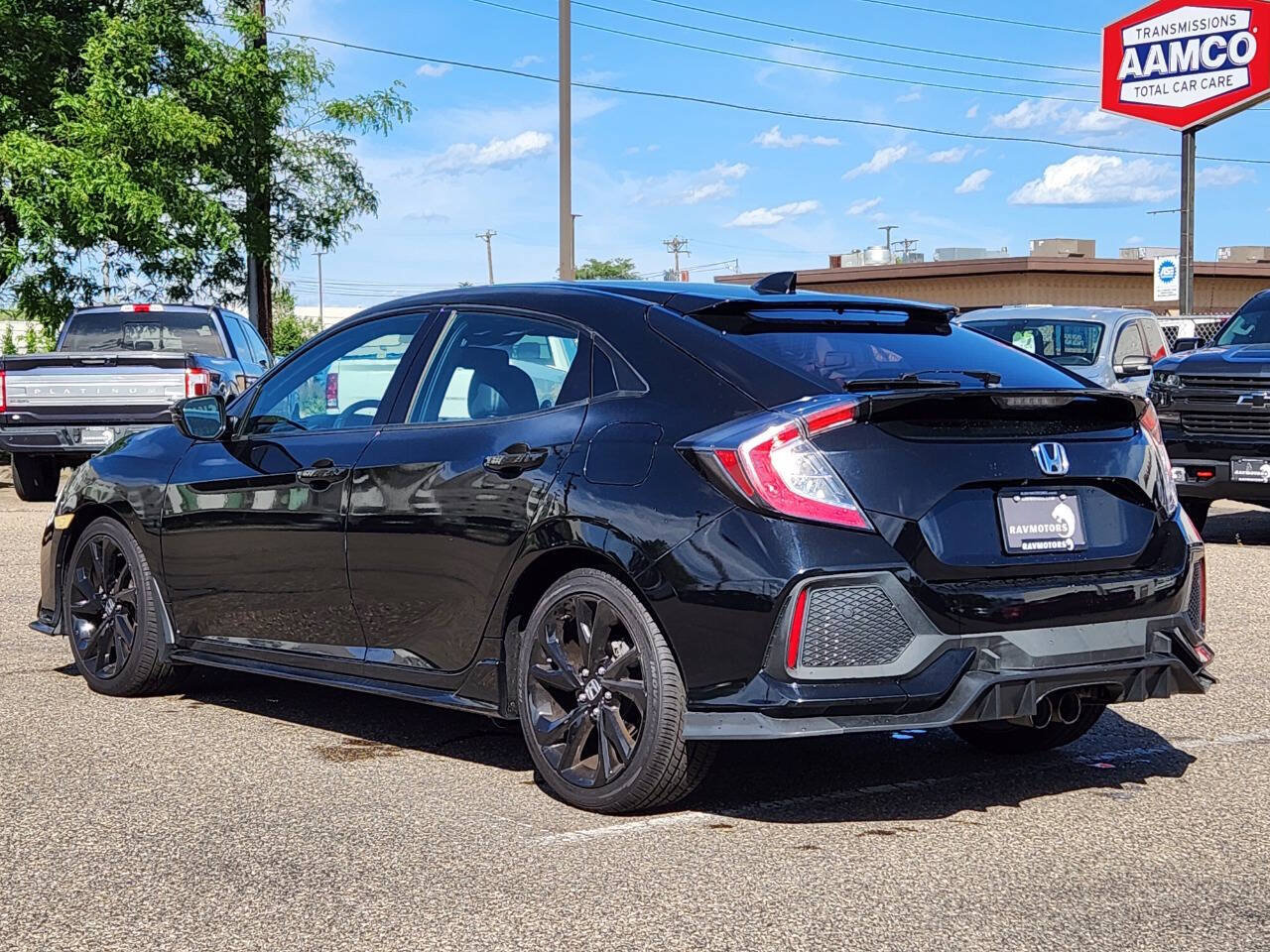 Used 2017 Honda Civic Sport Touring image 2