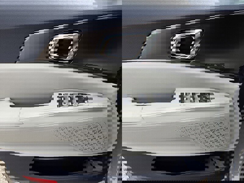 New 2026 Kia Carnival SX image 11