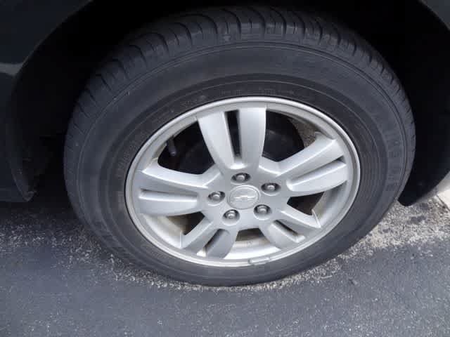 Used 2014 Chevrolet Sonic LT FWD image 10