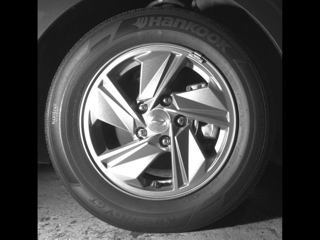 Used 2024 Hyundai Elantra SE FWD image 9