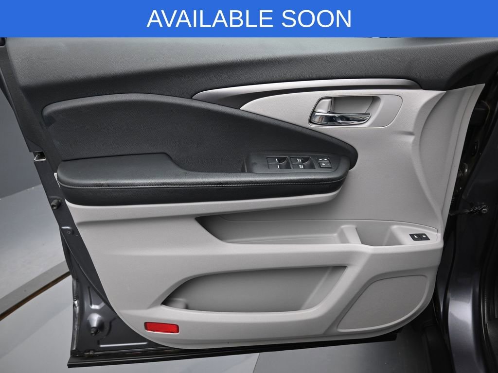 Used 2018 Honda Pilot EX-L image 11