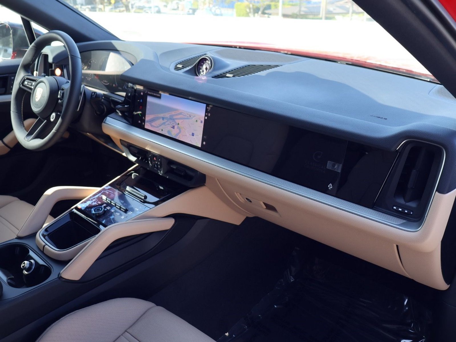 New 2026 Porsche Cayenne Coupe AWD/4WD image 25