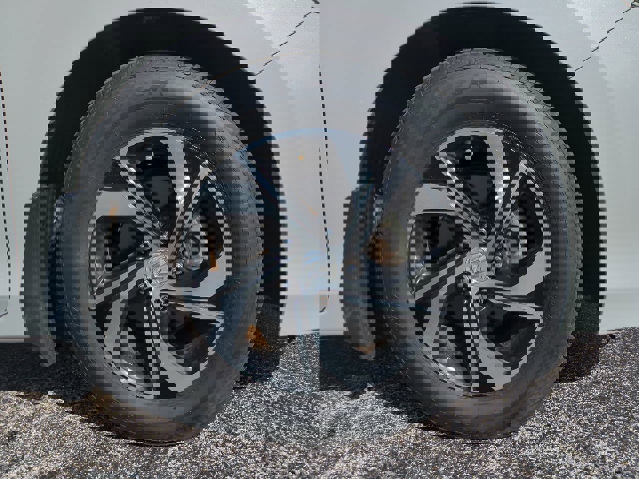 Used 2016 Honda Accord LX image 10