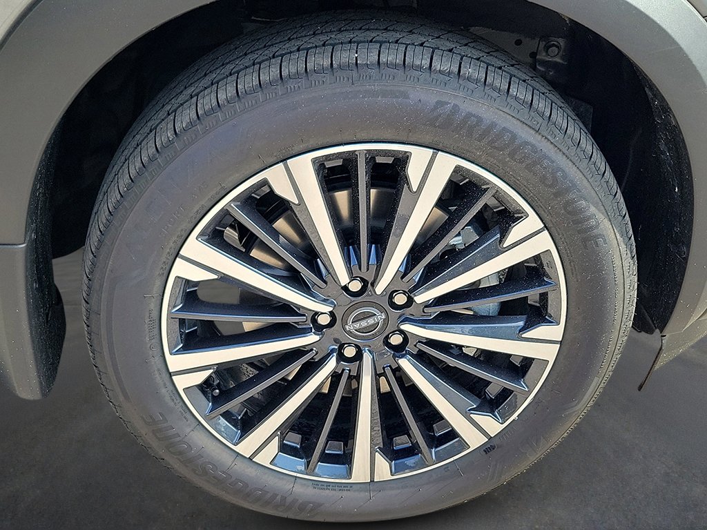 New 2026 Nissan Pathfinder Platinum FWD image 7