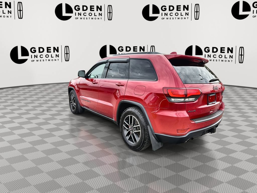 Used 2019 Jeep Grand Cherokee Trailhawk w/ Trailhawk Luxury Group AWD/4WD image 6